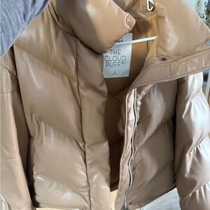 Aritzia Wilfred Cloud Puff Tan Puffer Jacket